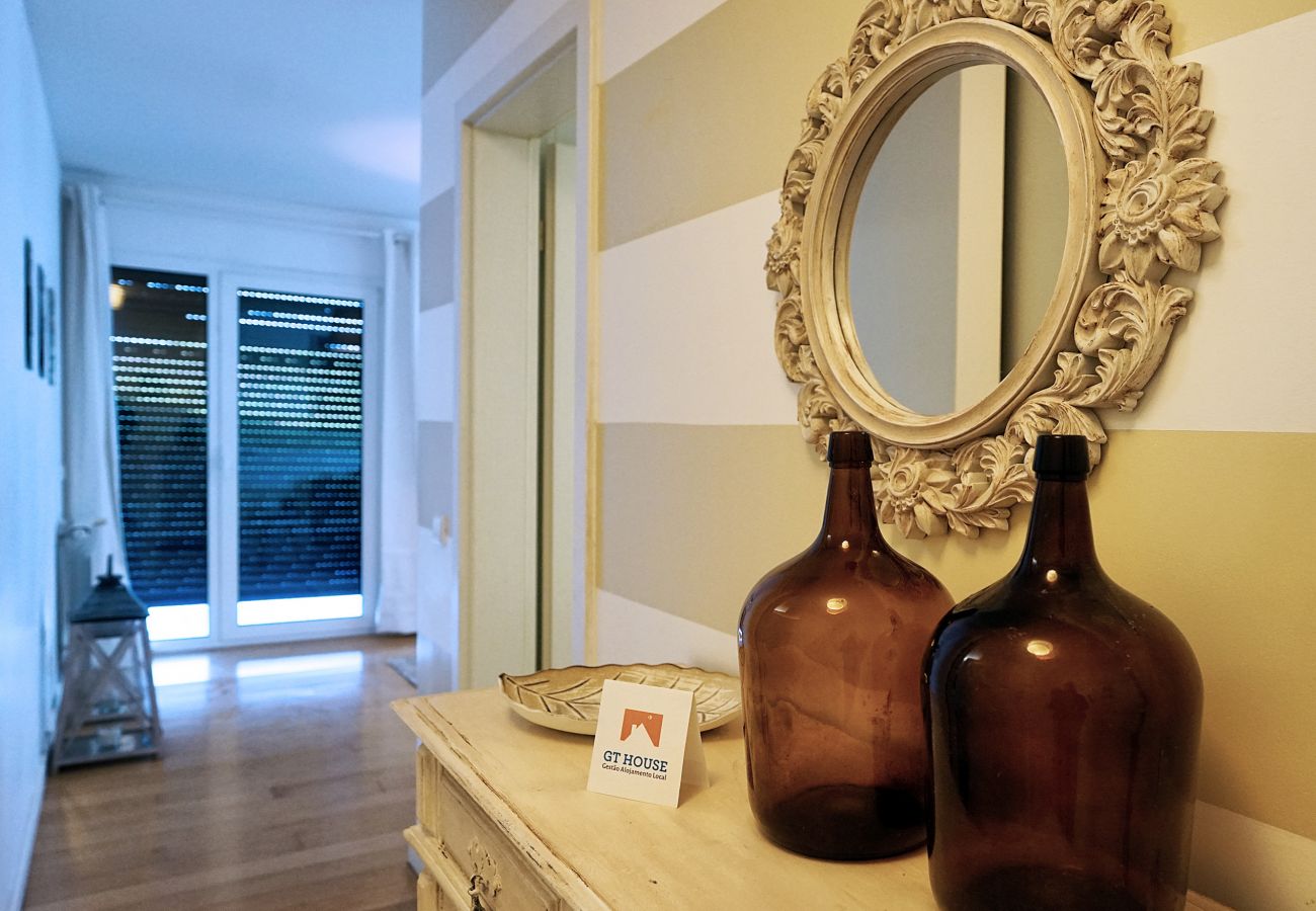 Apartamento em Sacavém - Bridge View with Balcony