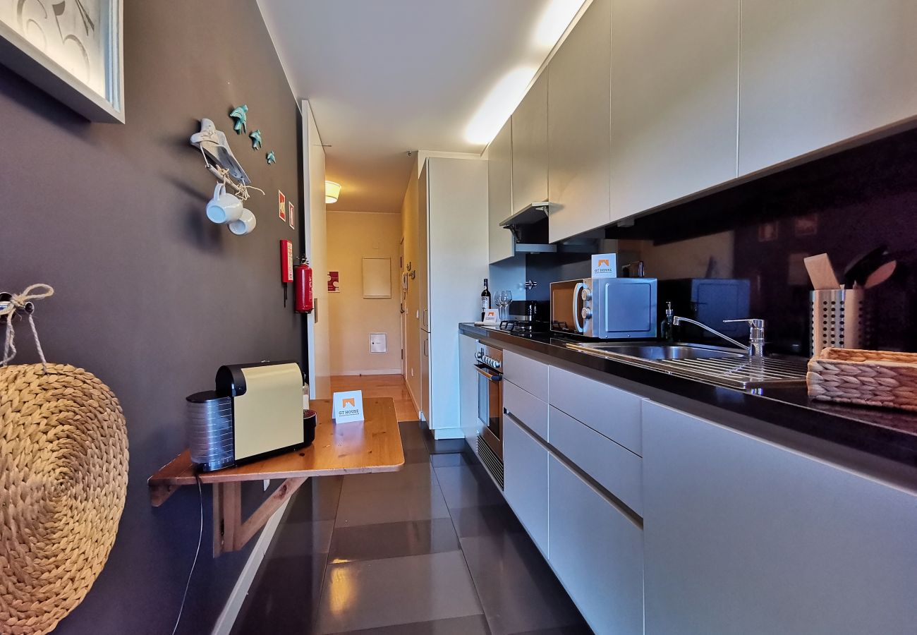 Apartamento em Sacavém - Bridge View with Balcony