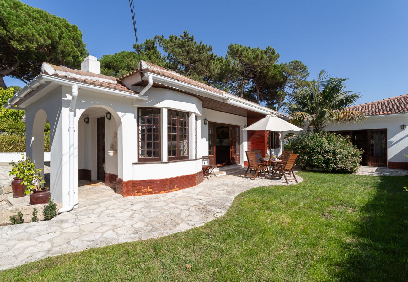 Casa em Colares - Charming  House and Terrace By Gt House