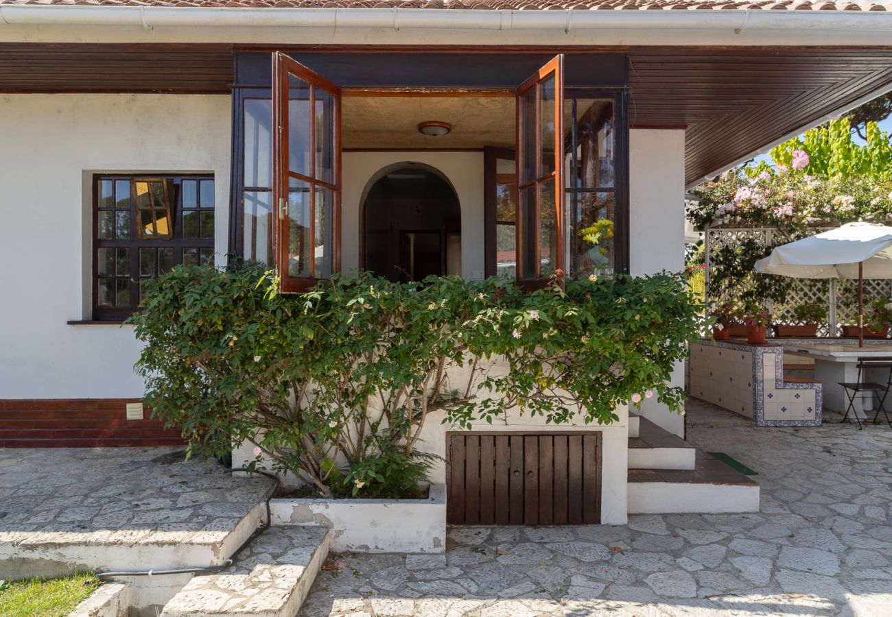 Casa em Colares - Charming  House and Terrace By Gt House