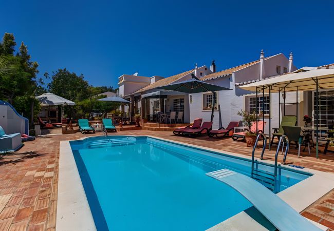 Apartamento em Portimão - Jacarandá Apartment in Quinta Velha by GT House