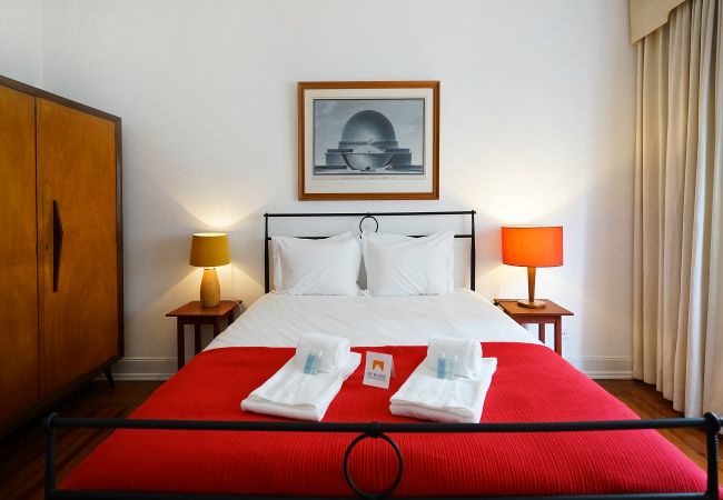 Ferienwohnung in Lisboa - Bright City View