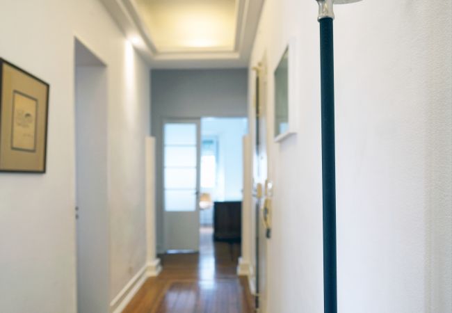 Ferienwohnung in Lisboa - Bright City View