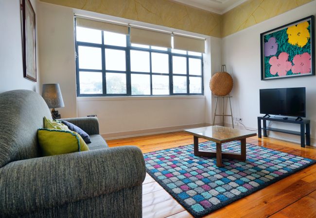 Ferienwohnung in Lisboa - Bright City View