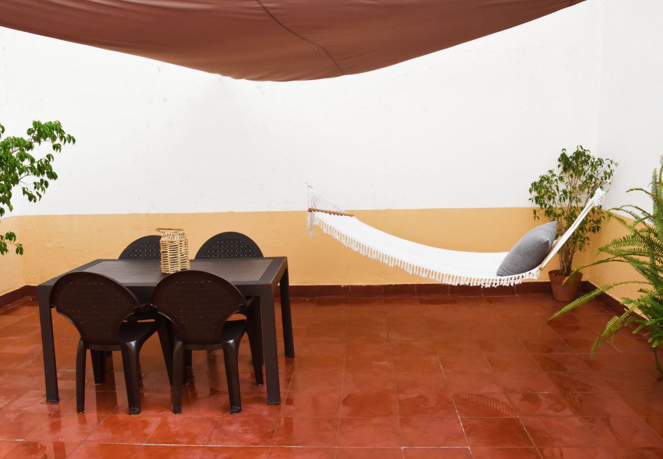Wohnung mit Terrasse zu vermieten in Belém-Junqueira
