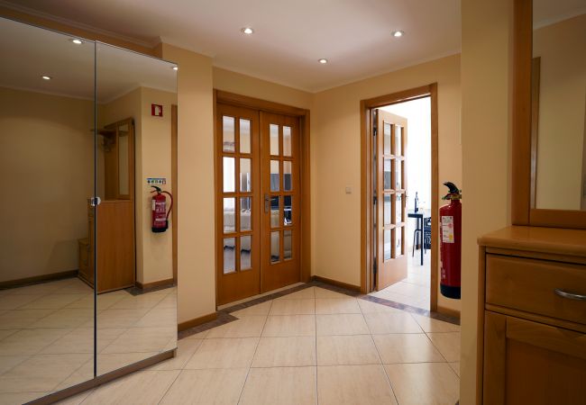 Ferienwohnung in Almada - Charneca Caparica Residential Flat