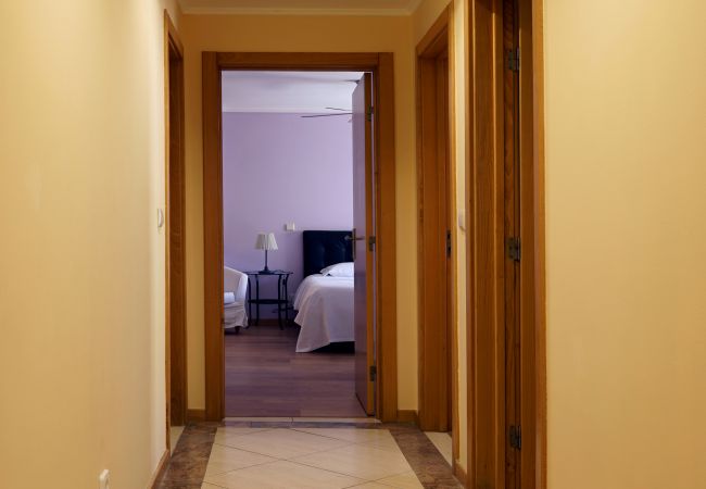 Ferienwohnung in Almada - Charneca Caparica Residential Flat