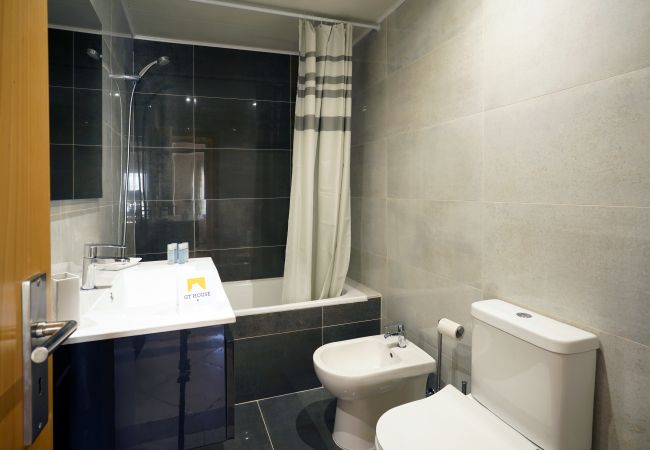 Ferienwohnung in Almada - Charneca Caparica Residential Flat