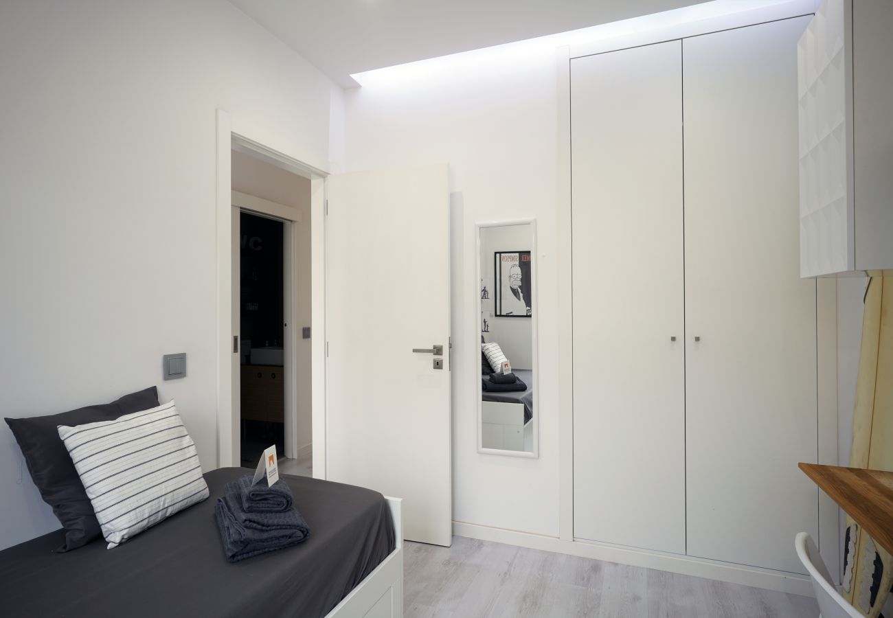 Ferienwohnung in Lissabon - Expo Oriente 2 Bedrooms by GT House