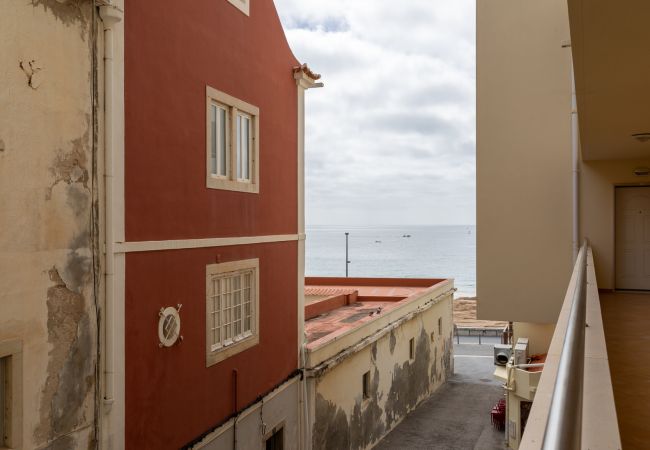 Ferienwohnung in Sesimbra - Sesimbra Beach Apartment by GT House