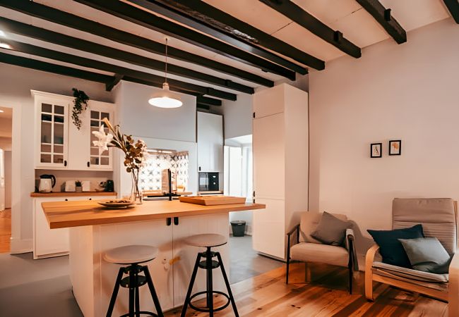  in Lisboa - Historic & Stylish 3Bed City Centre By Gt House