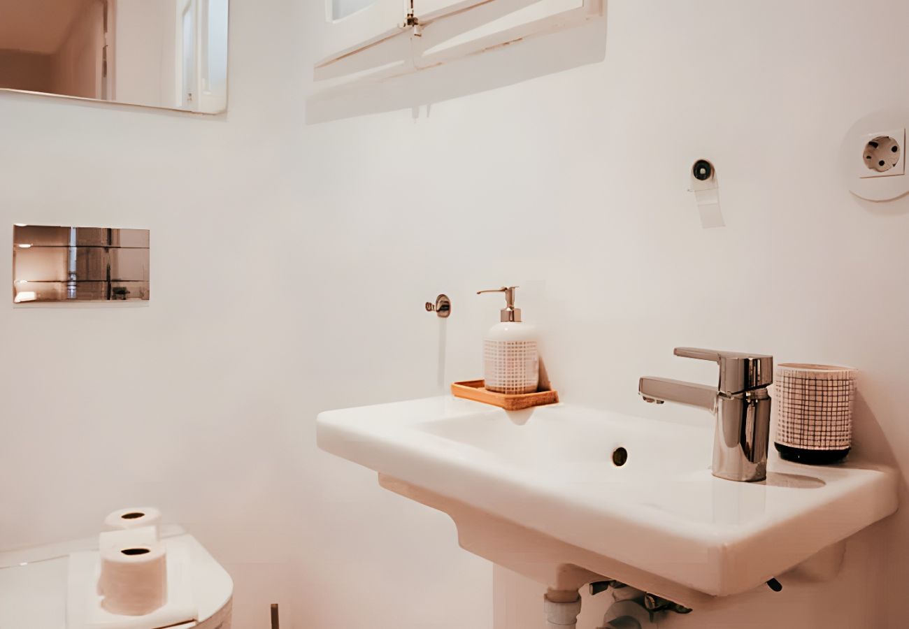 Ferienwohnung in Lissabon - Historic & Stylish 3Bed City Centre By Gt House