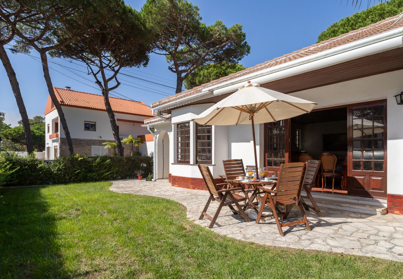 Ferienhaus in Colares - Charming  House and Terrace By Gt House