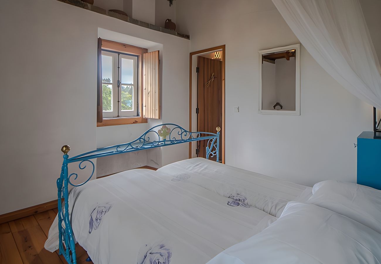 Landhaus in Nesperal - Bonjardim Boutique Villa by Gt House