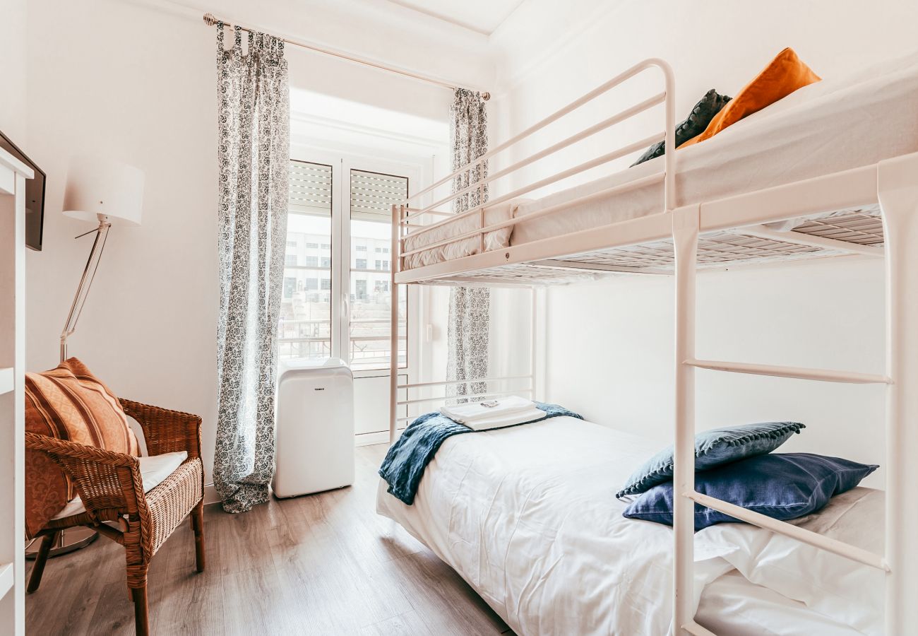 Apartment in Lisbon - Lisbon 7Rooms By Gt House