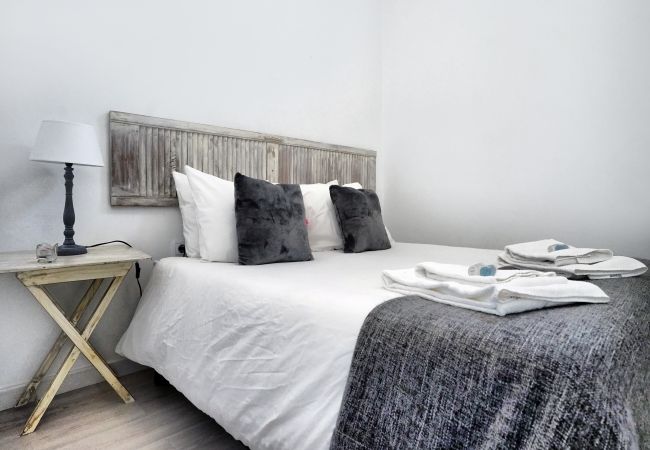 Apartment in Lisboa - Trendy Alcantara II