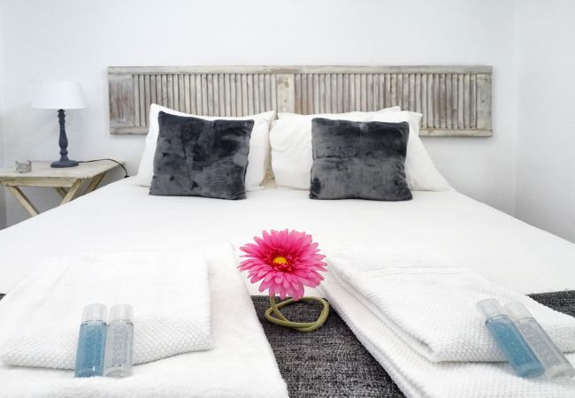 Apartment in Lisboa - Trendy Alcantara II