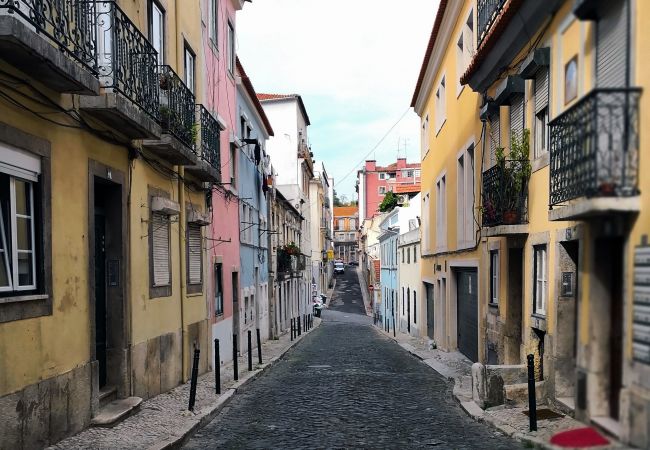 Apartment in Lisboa - Bright City View
