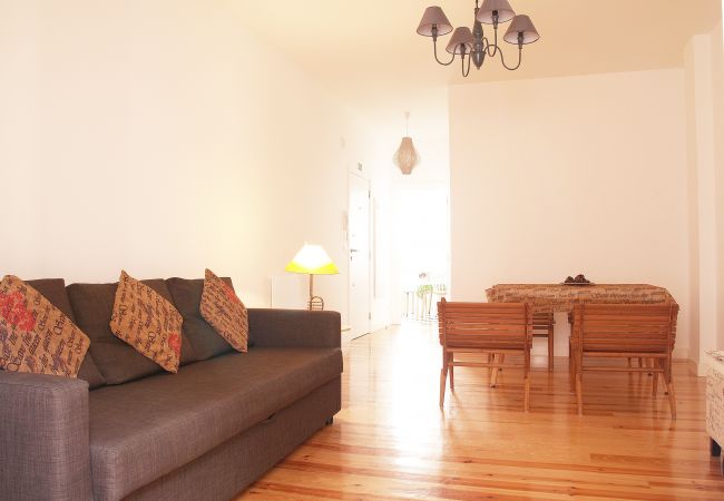 Apartment in Lisbon - Kalathos House 3 By Gt House