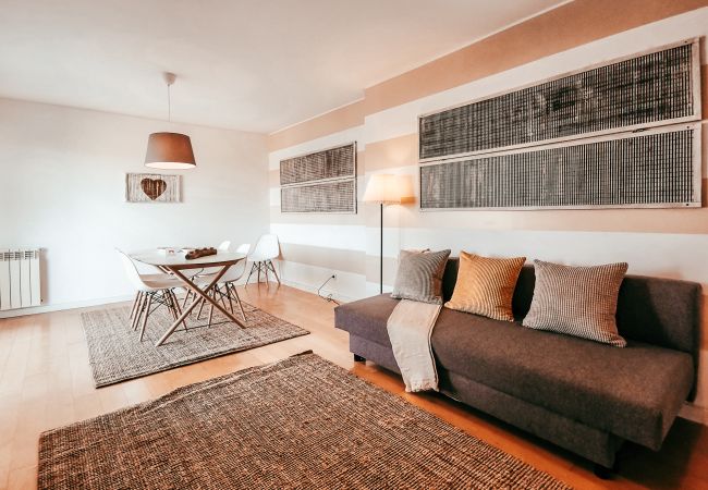 Apartment in Sacavém - Bridge View with Balcony By Gt House Apartment in Sacavém - Bridge View with Balcony By Gt House