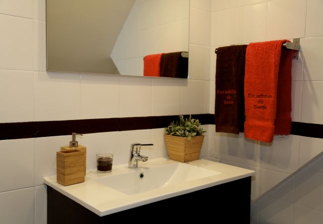 Apartment in Lisboa - Escadinhas da Santa