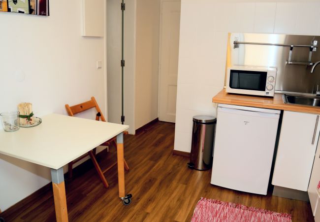 Apartment in Lisboa - Escadinhas da Santa