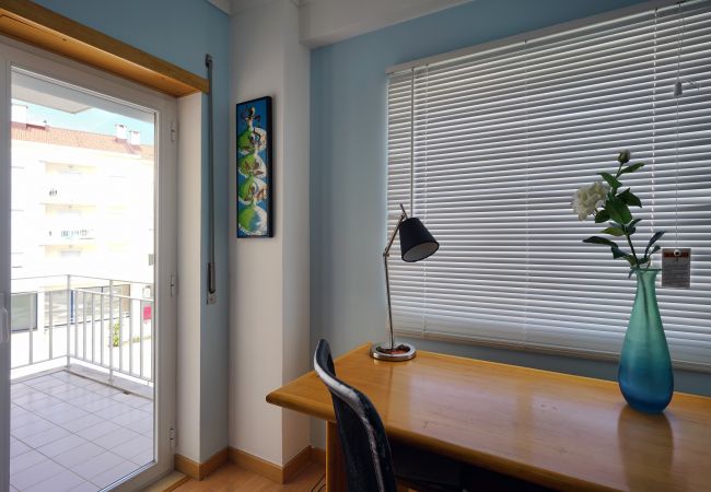 Apartment in Almada - Charneca Caparica Residential Flat