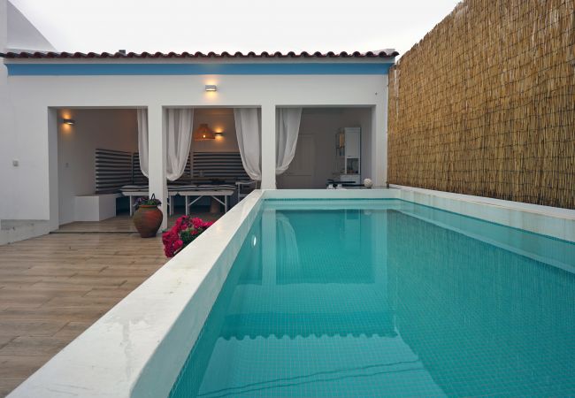 Cottage in Alcáçovas - Casa Da Avó Pam no Alentejo