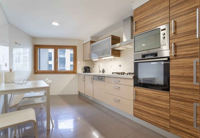 Apartment in Amadora - Modern & Elegant 2 bedroom in Amadora by GT House