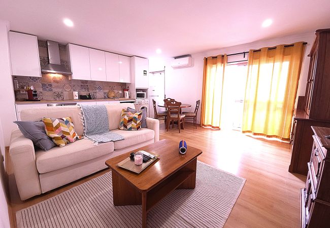 Apartment in Almada - Caparica Escape By Gt House
