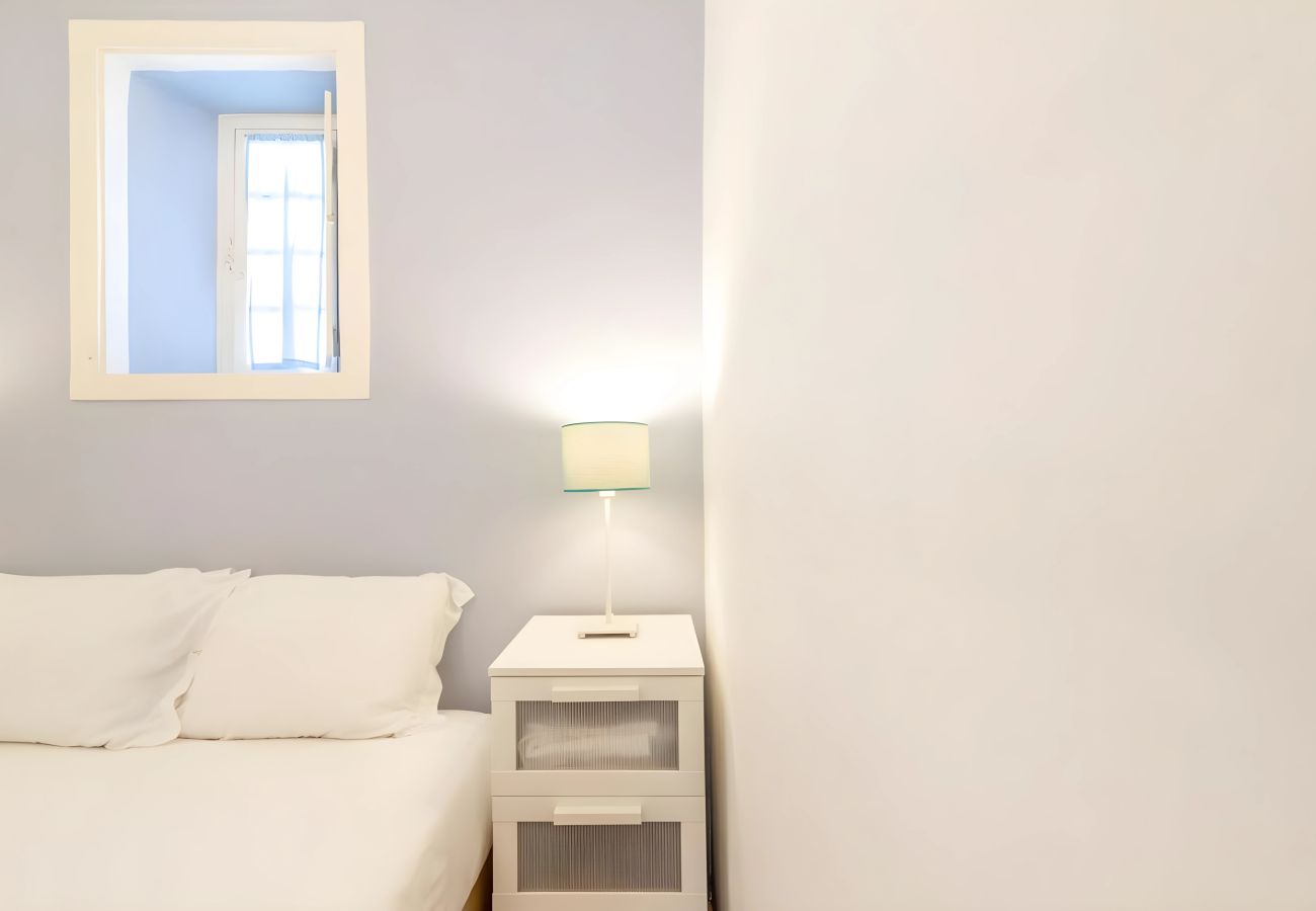 Apartment in Lisbon - Historic & Typical 1 By Gt House