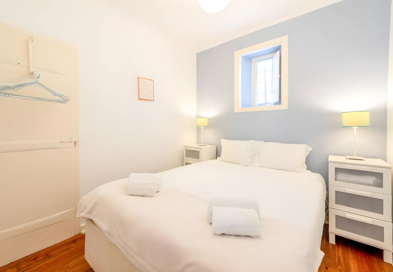 Apartment in Lisbon - Historic & Typical 1 By Gt House