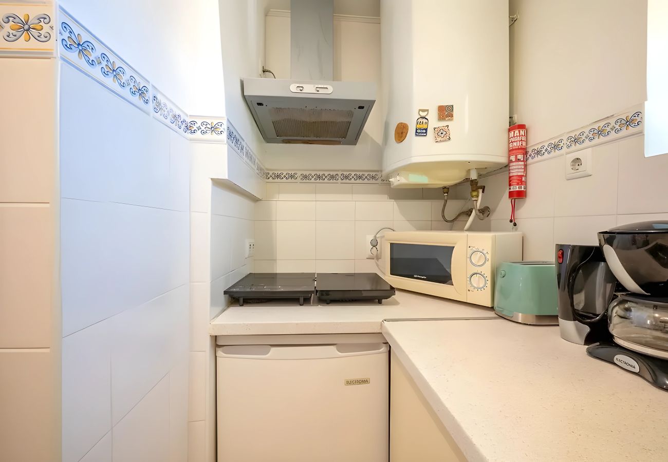 Apartment in Lisbon - Historic & Typical 2 By Gt House