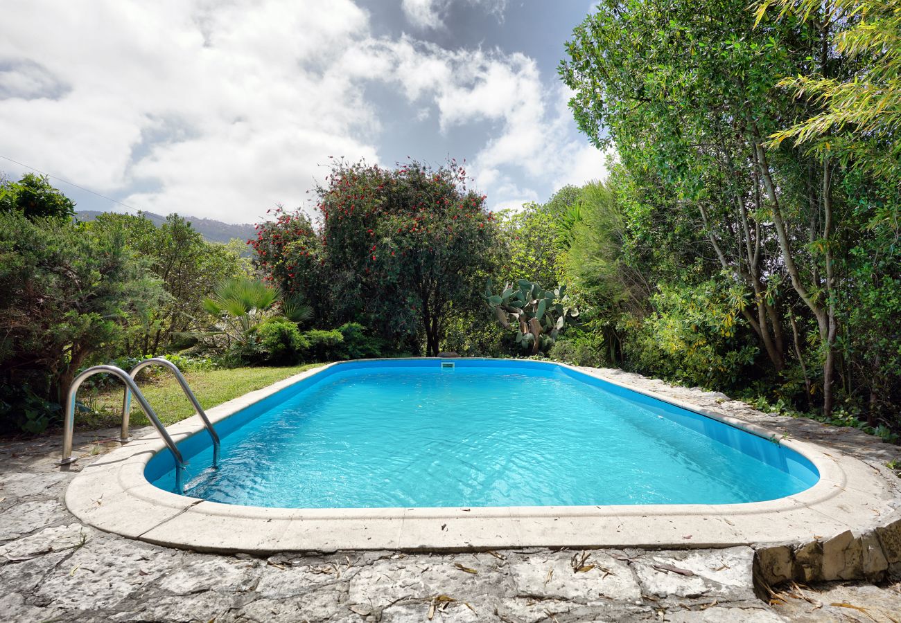 Hermosa villa con piscina privada en Galamares, Sintra | Alquiler vacacional