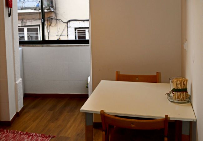 Appartamento a Lisboa - Escadinhas da Santa