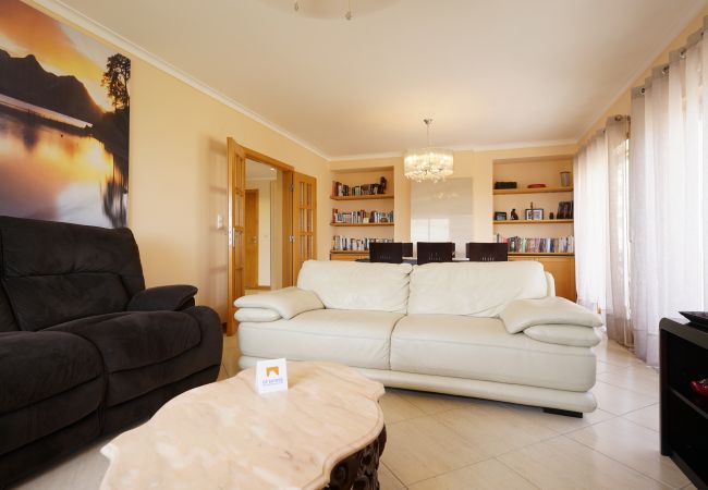 Appartamento a Almada - Charneca Caparica Residential Flat